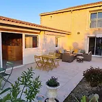 ベッド・アンド・ブレックファスト D'hote Familiale 3*