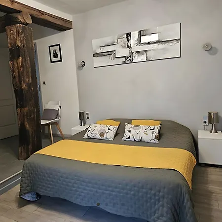 D'hote Familiale Bed and breakfast 3*