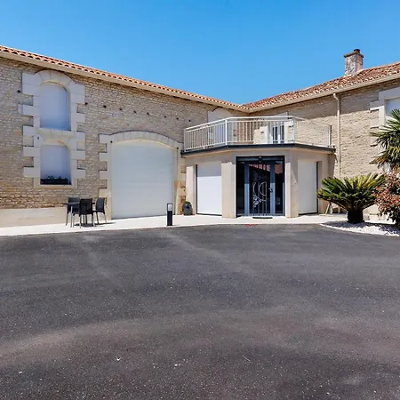 D'hote Familiale Bed and breakfast 3*